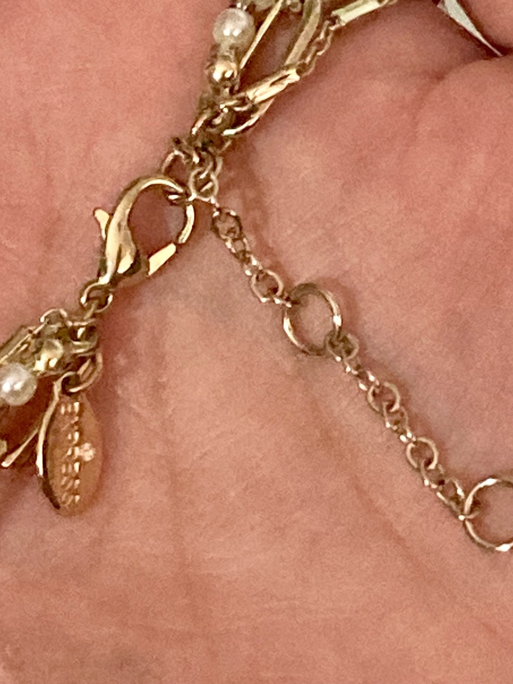 Express Gold-Tone Layered faux Pearl & Chain toggle preloved Necklace - Picture 5 of 7